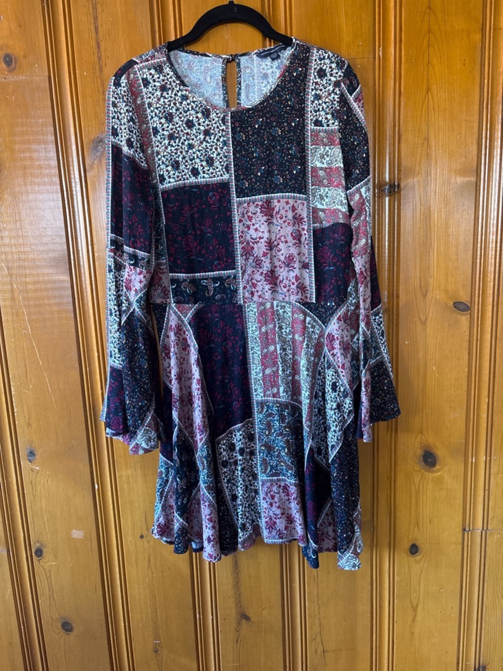 American Eagle Outfitters Patchwork
Boho Bell Sleeve Dress Size Small